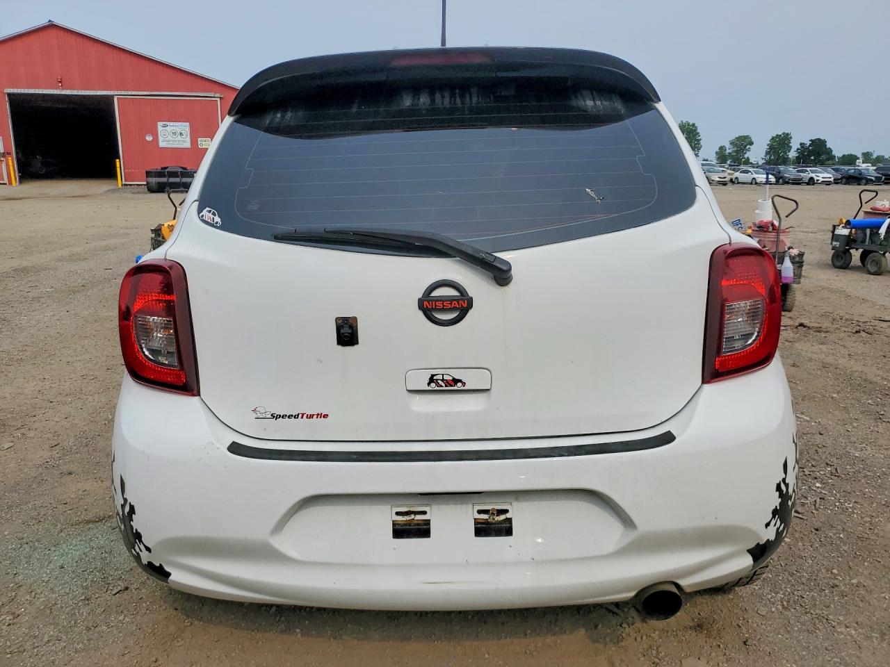 2015 Nissan Micra White vin: 3N1CK3CP1FL200157