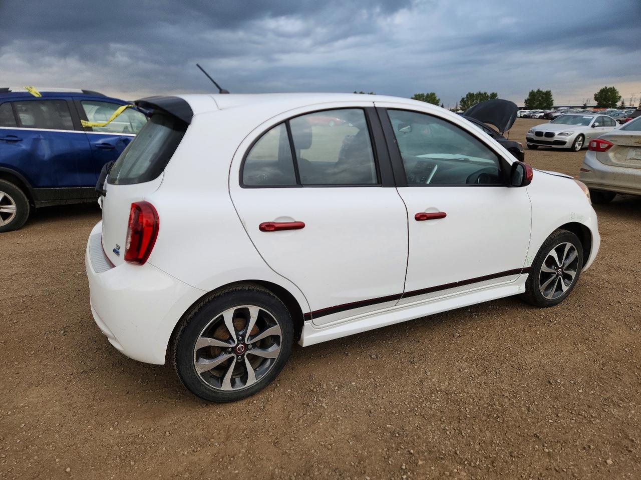 2015 Nissan Micra White vin: 3N1CK3CP1FL207304