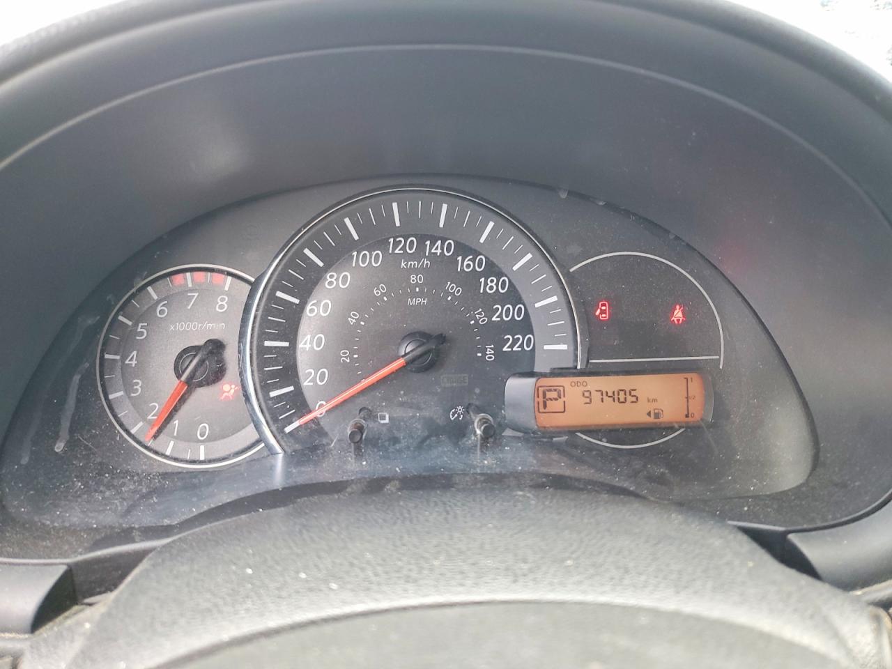 2015 Nissan Micra Silver vin: 3N1CK3CP2FL207487