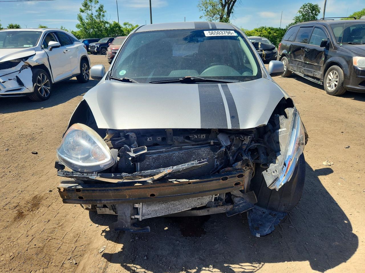 2015 Nissan Micra Silver vin: 3N1CK3CP2FL223933