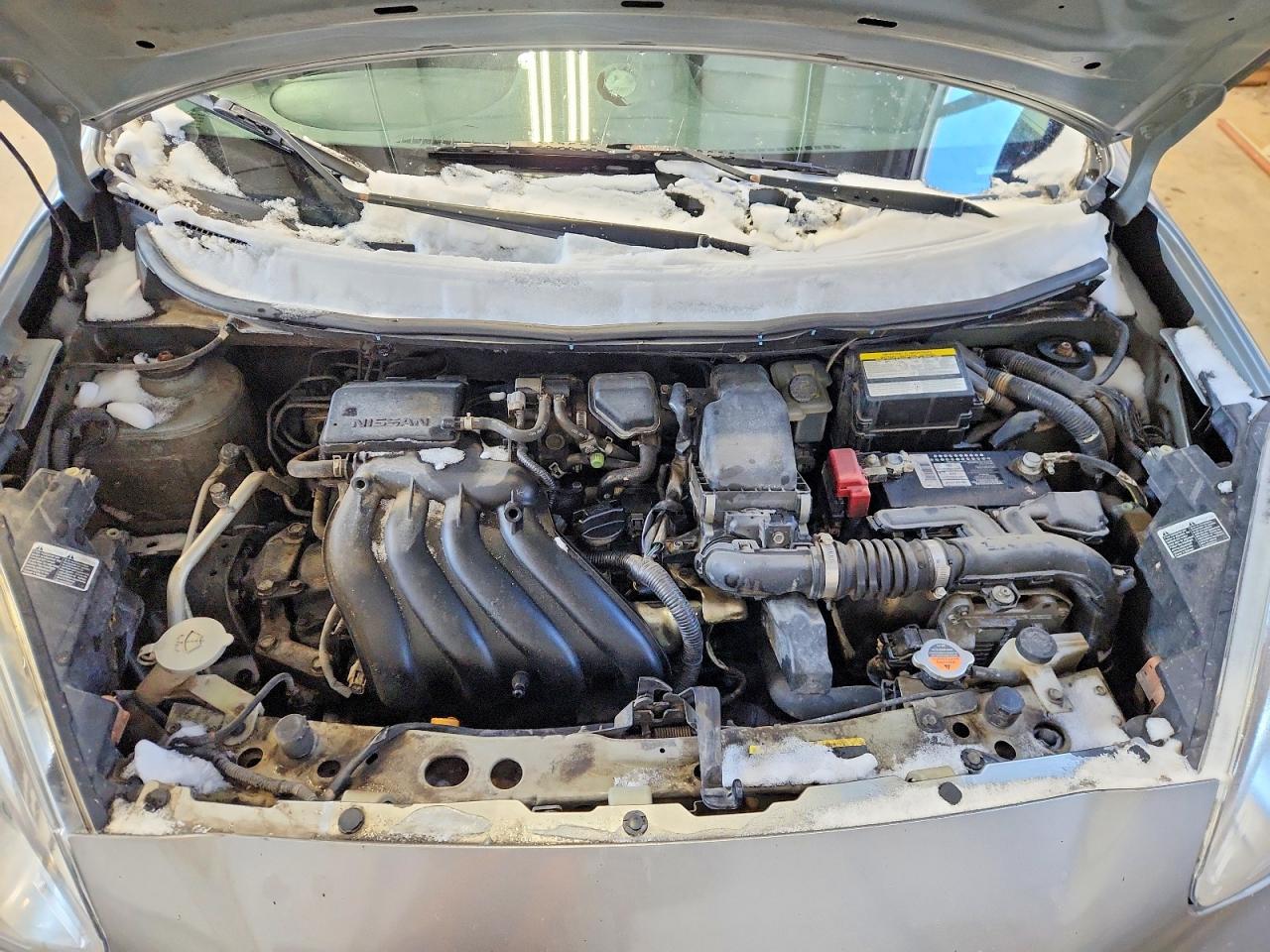 2015 Nissan Micra Silver vin: 3N1CK3CP2FL225391