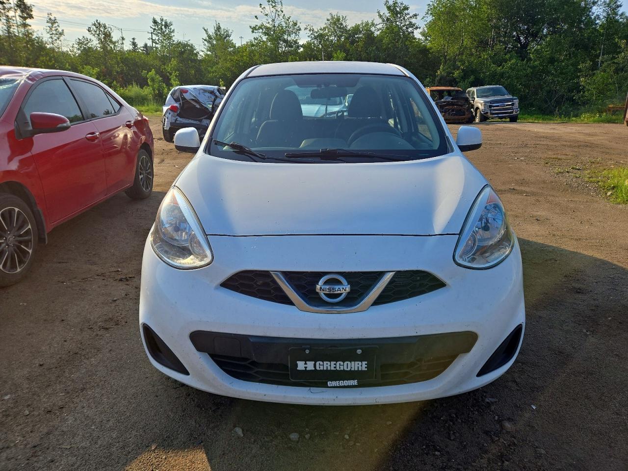 2015 Nissan Micra White vin: 3N1CK3CP2FL245186