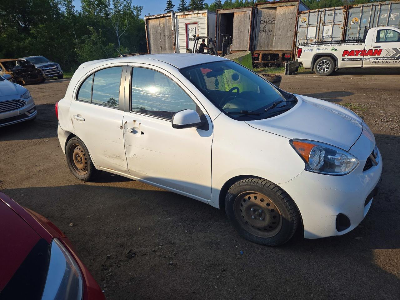 2015 Nissan Micra White vin: 3N1CK3CP2FL245186