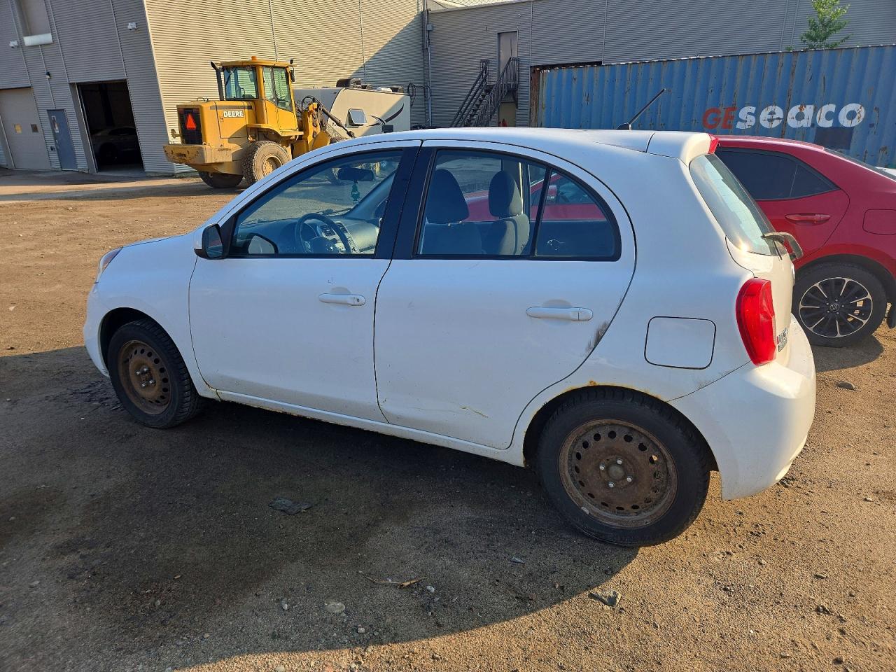 2015 Nissan Micra White vin: 3N1CK3CP2FL245186