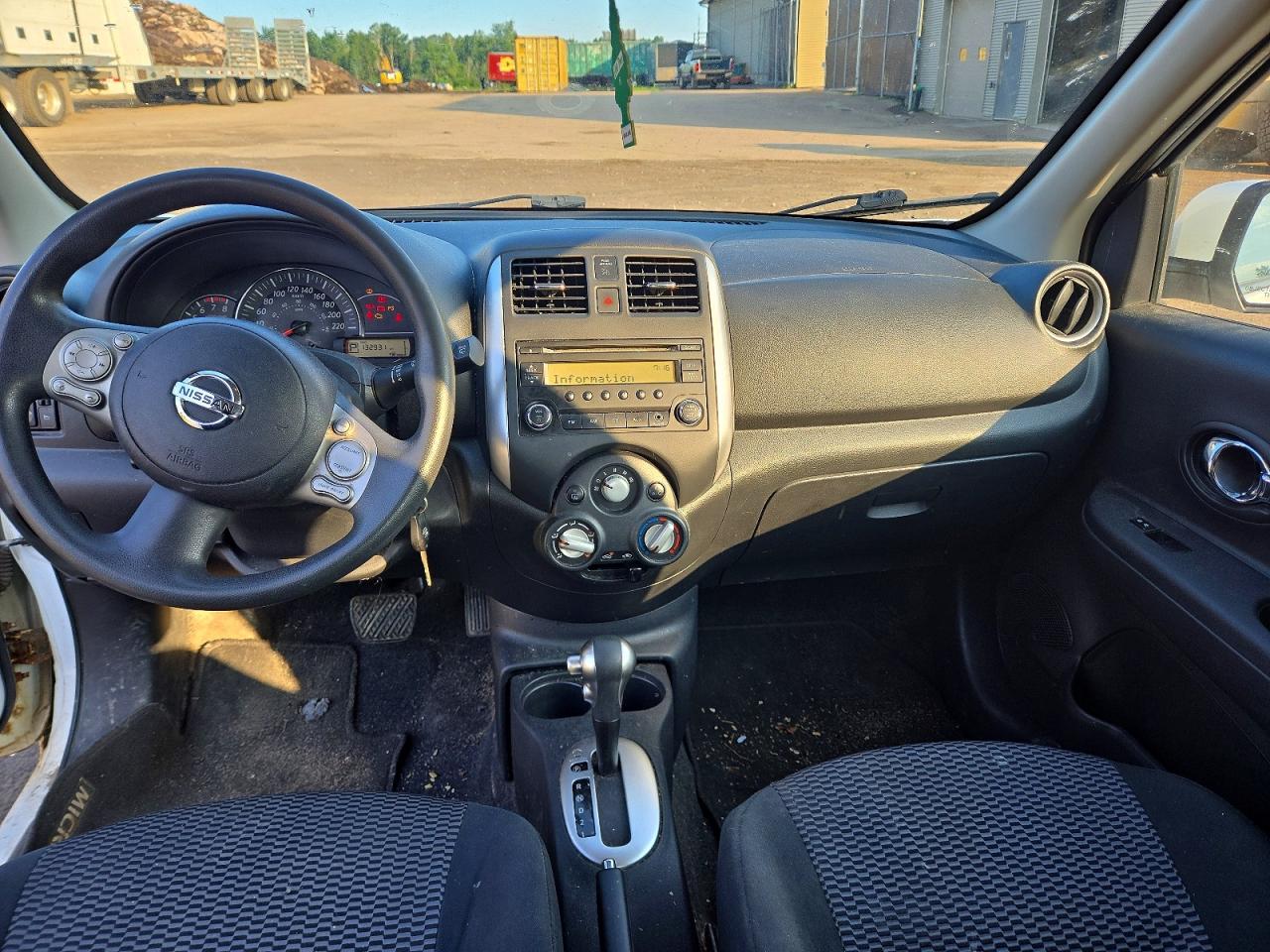 2015 Nissan Micra White vin: 3N1CK3CP2FL245186