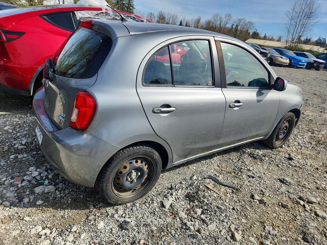 2015 Niss Micra Gray vin: 3N1CK3CP3FL247142