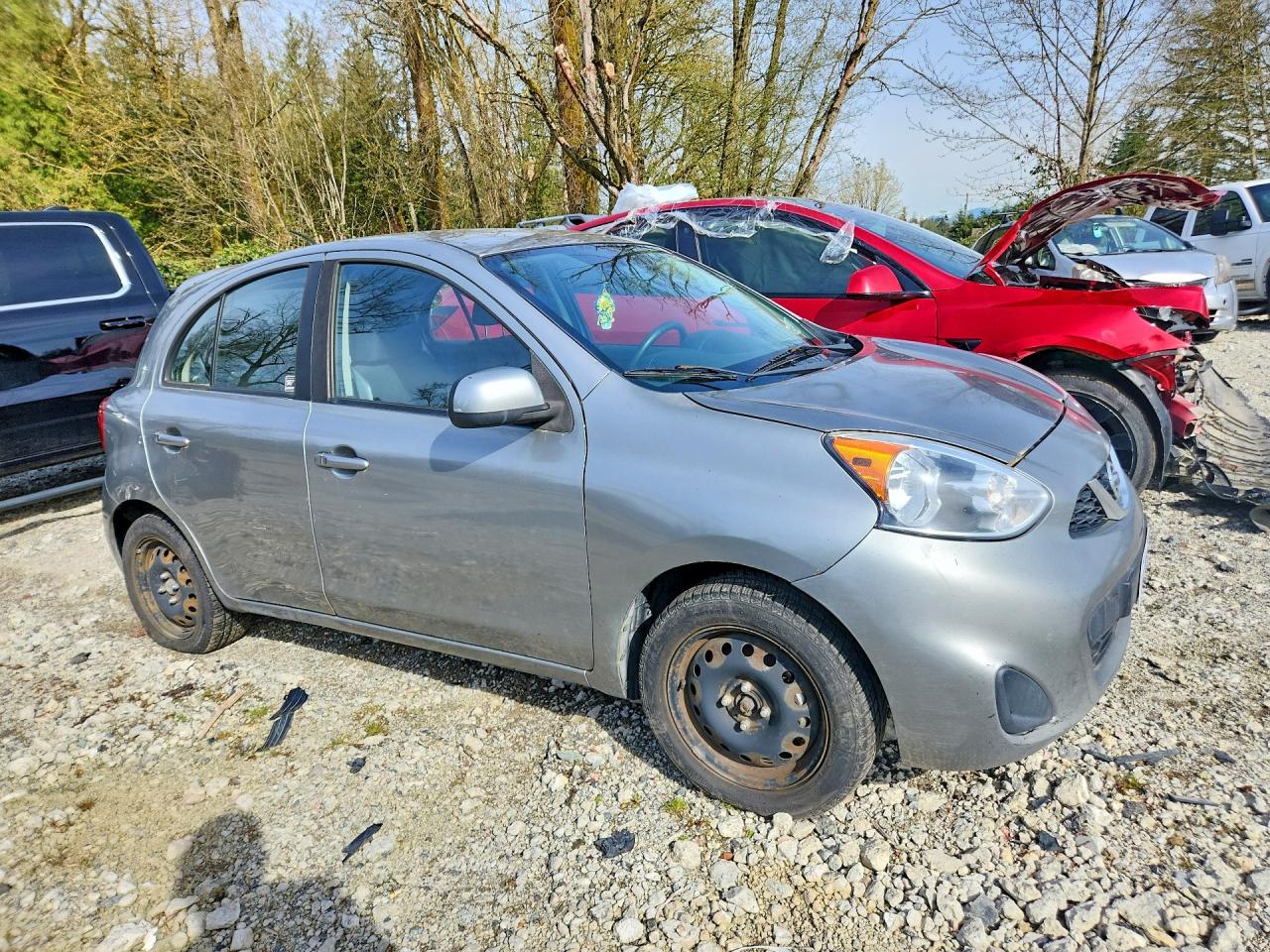 2015 Niss Micra Gray vin: 3N1CK3CP3FL247142