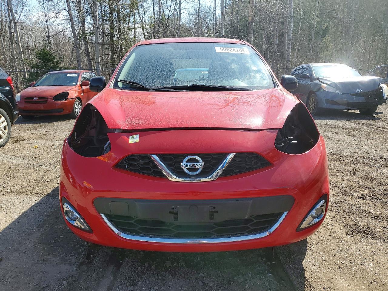 2015 Nissan Micra Red vin: 3N1CK3CP4FL217552