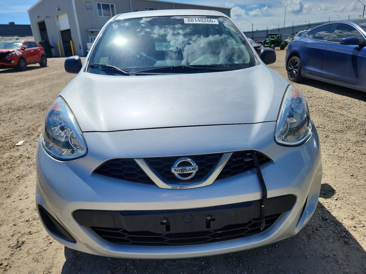 2015 Nissan Micra Silver vin: 3N1CK3CP5FL212618
