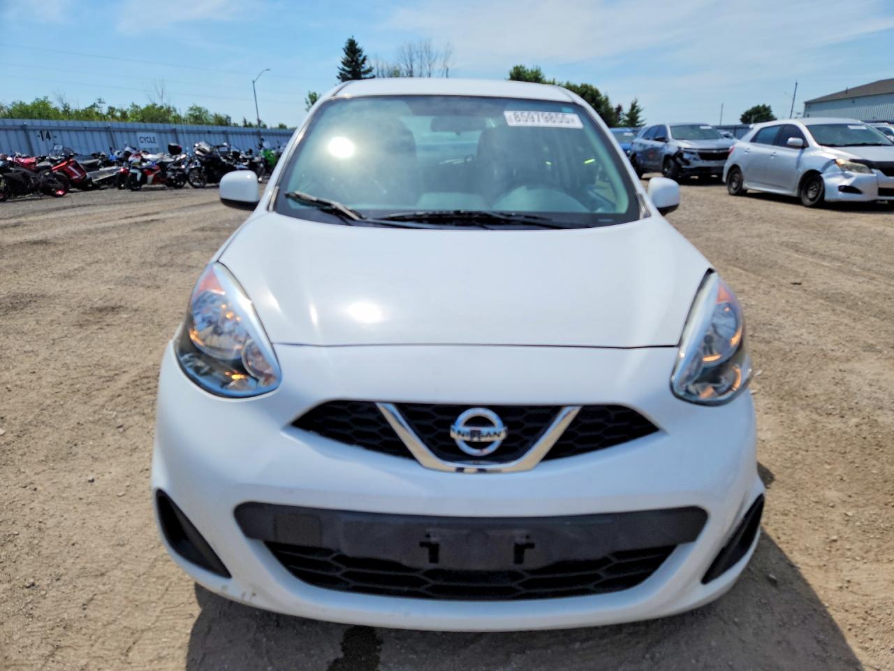 2015 Nissan Micra White vin: 3N1CK3CP5FL269207