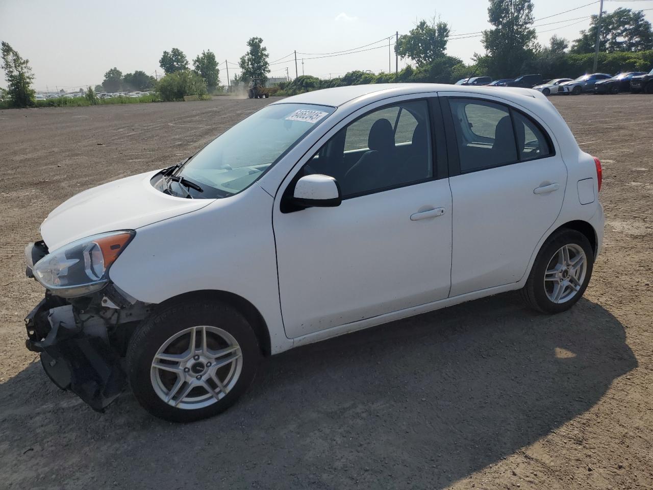 2016 Nissan Micra    White vin: 3N1CK3CP7GL246898