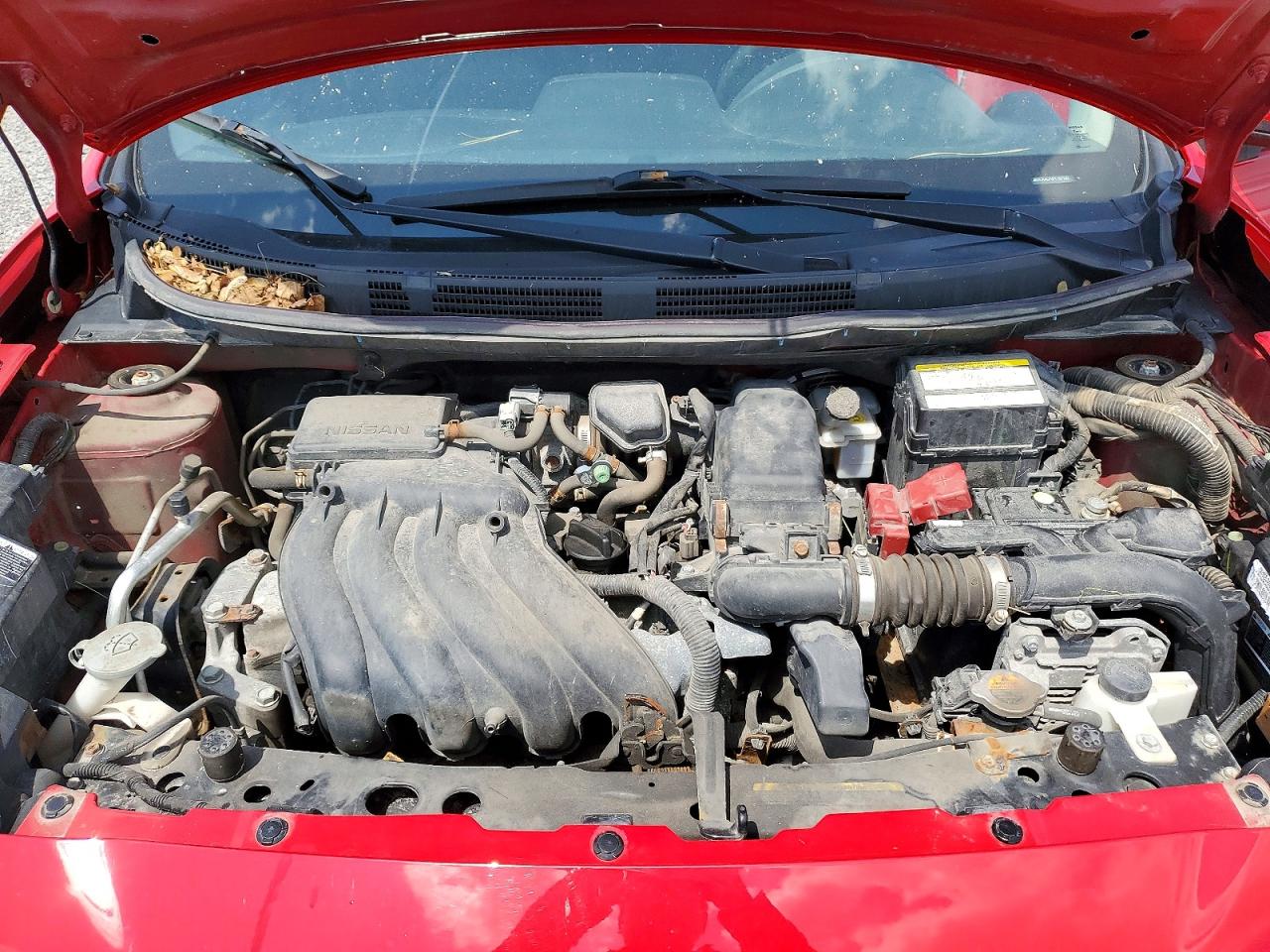 2015 Nissan Micra Красный vin: 3N1CK3CP8FL267130