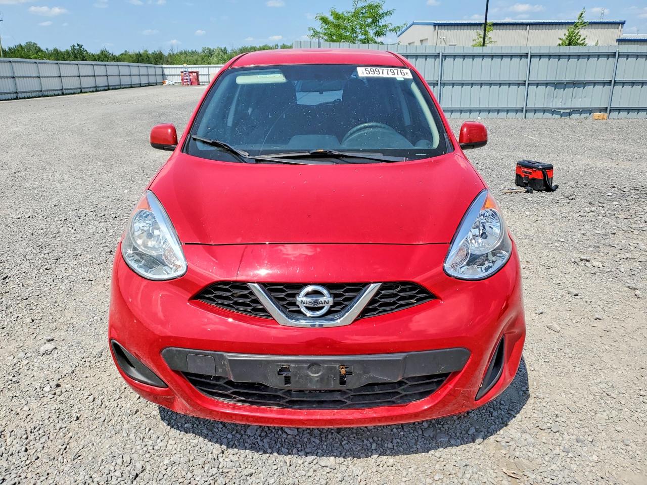 2015 Nissan Micra Красный vin: 3N1CK3CP8FL267130