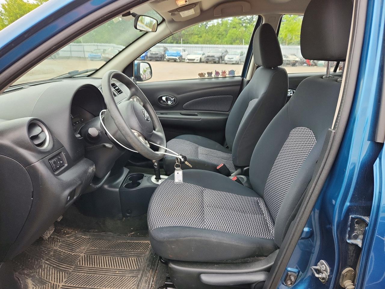 2015 Nissan Micra Blue vin: 3N1CK3CP8FL271551