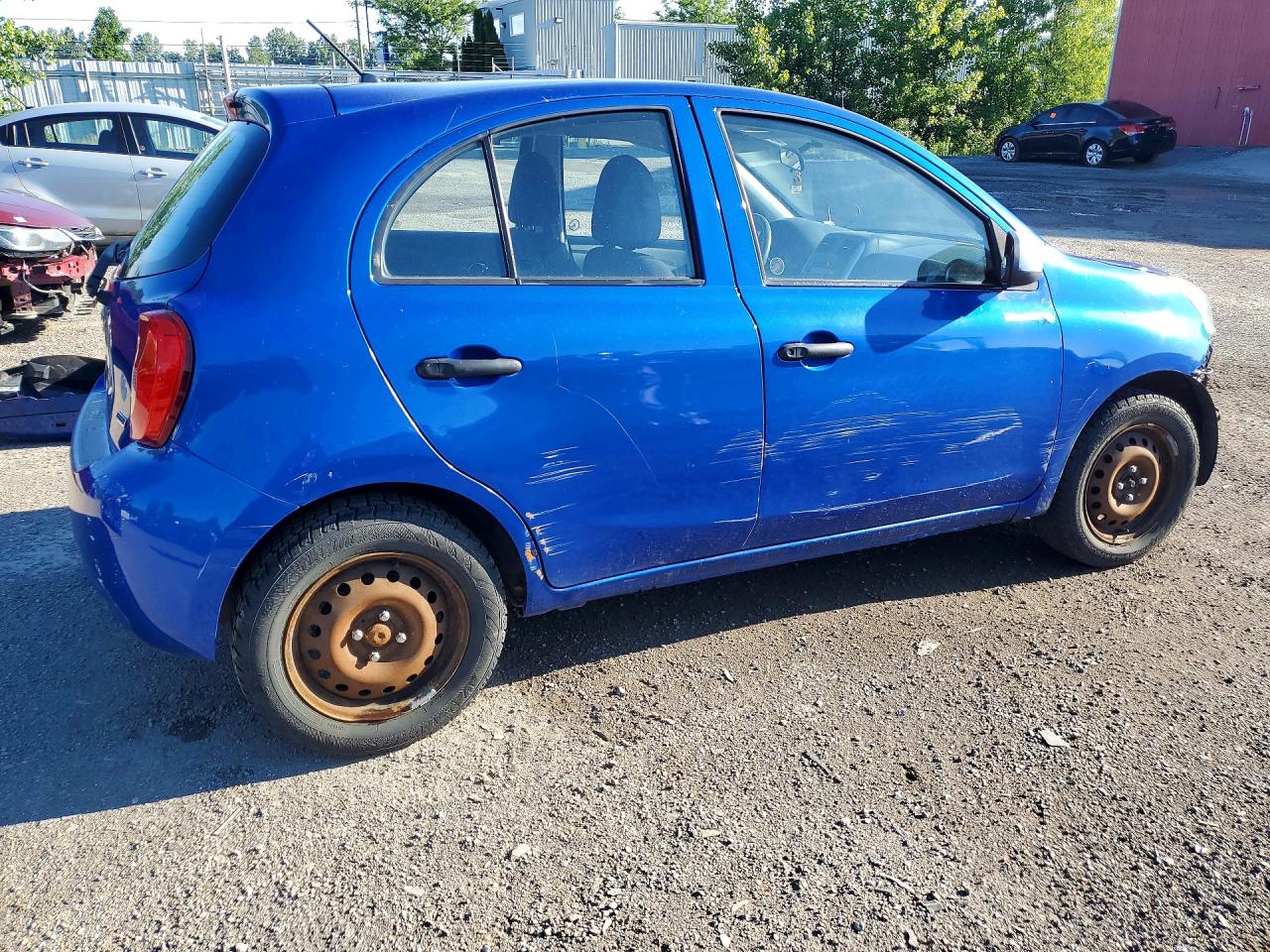 2015 Nissan Micra Blue vin: 3N1CK3CP9FL231835