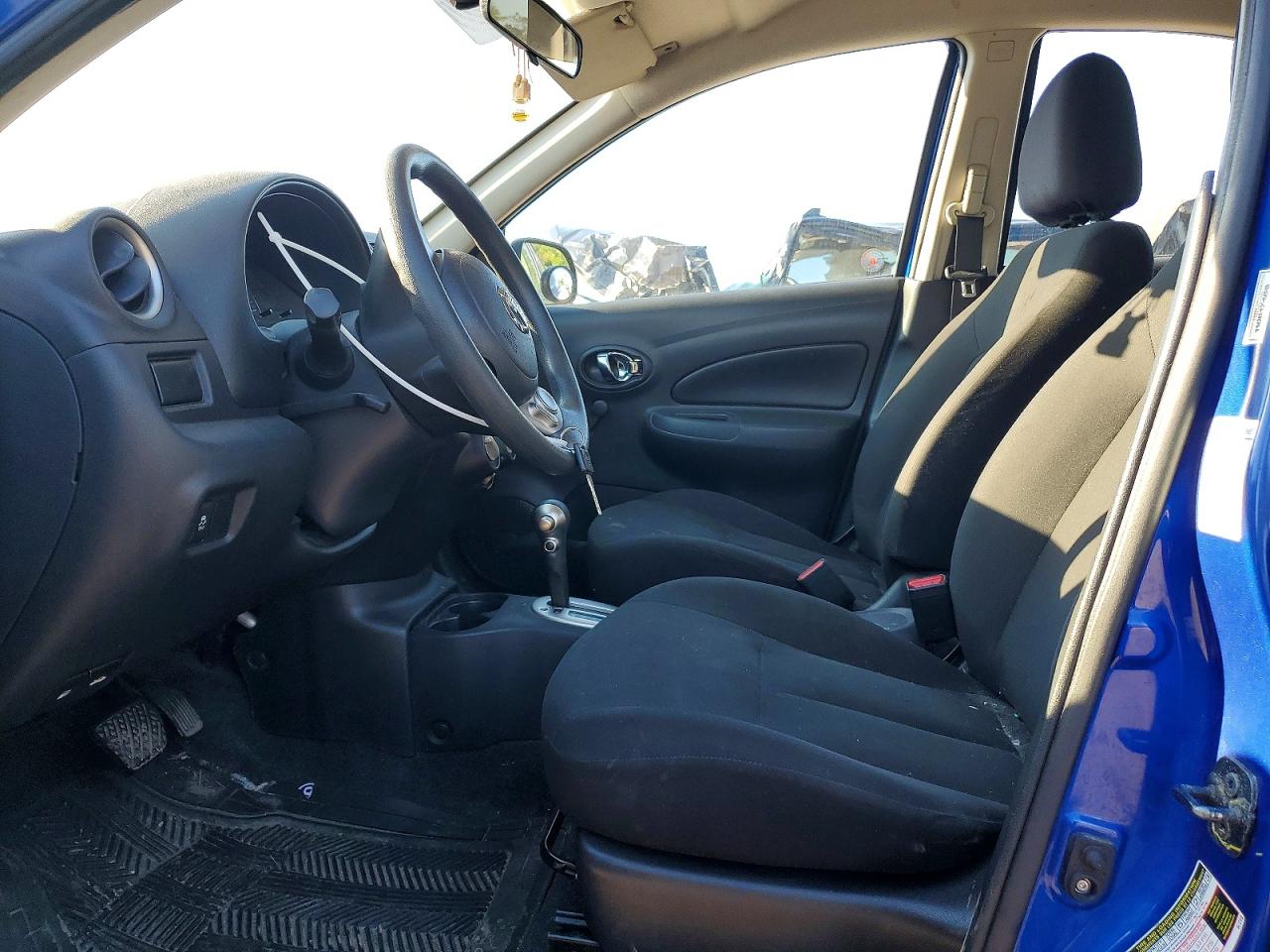 2015 Nissan Micra Blue vin: 3N1CK3CP9FL231835