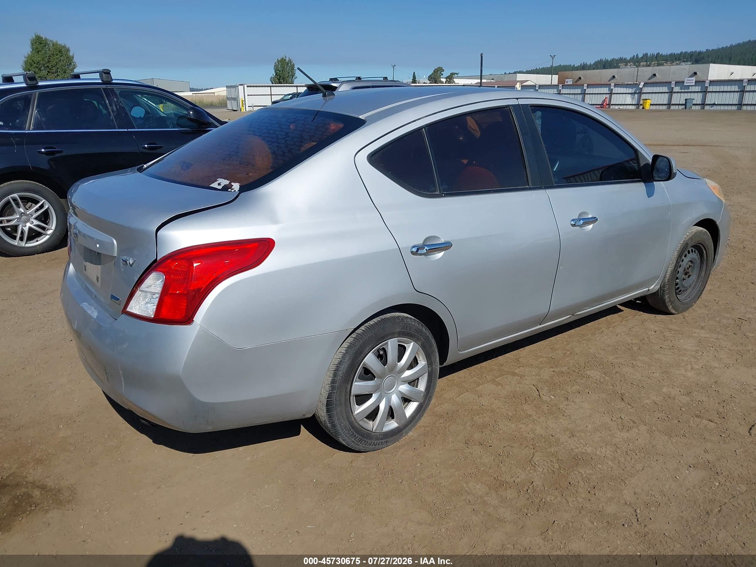 2012 Nissan Versa 1.6 Sv Серебряный vin: 3N1CN7AP0CL826571