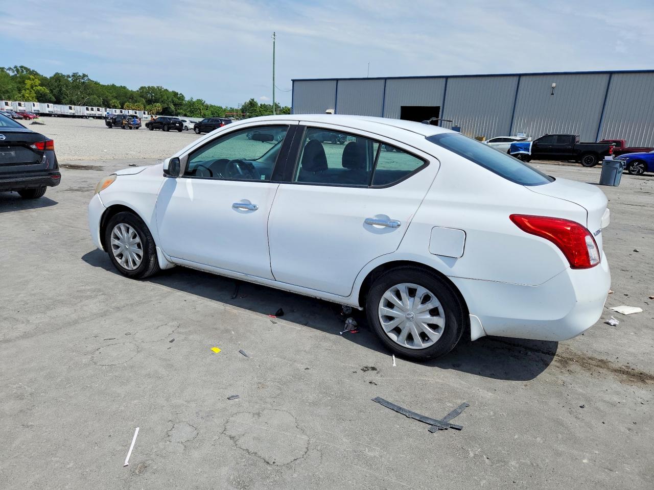 2012 Nissan Versa 1.6 S White vin: 3N1CN7AP0CL835593