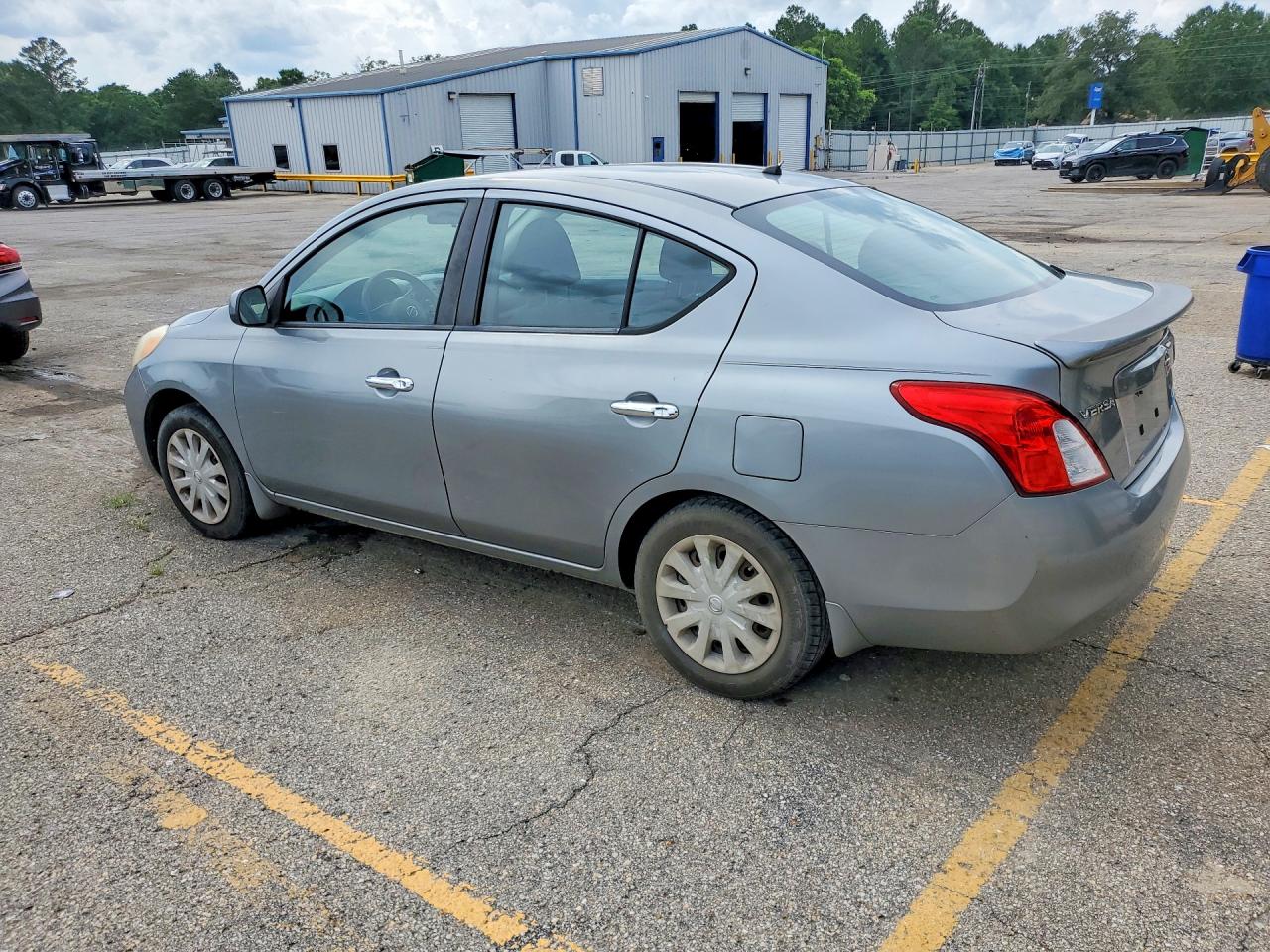 2012 Nissan Versa 1.6 S Gray vin: 3N1CN7AP0CL855875