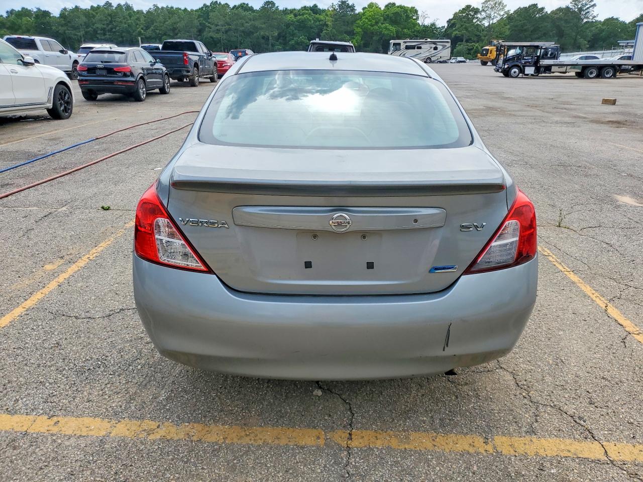 2012 Nissan Versa 1.6 S Gray vin: 3N1CN7AP0CL855875