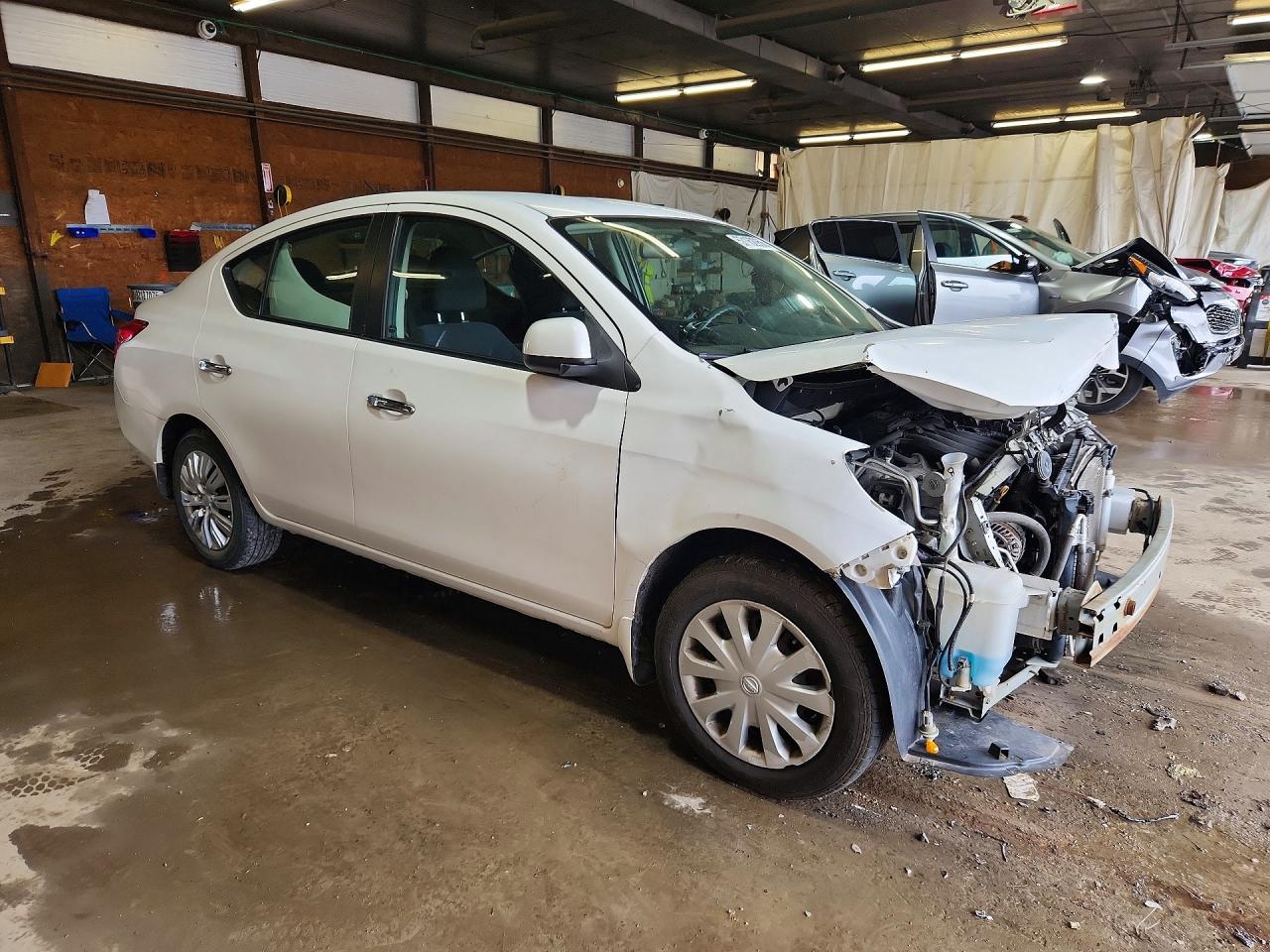 2012 Nissan Versa 1.6 S White vin: 3N1CN7AP0CL859747