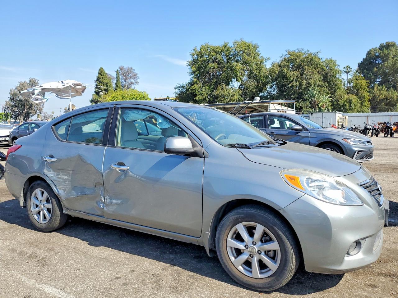 2012 Nissan Versa 1.6 S Gray vin: 3N1CN7AP0CL861546