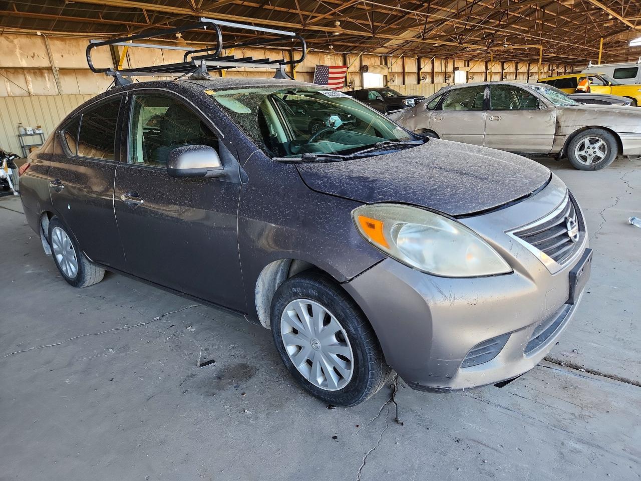 2012 Nissan Versa 1.6 S Серый vin: 3N1CN7AP0CL879383