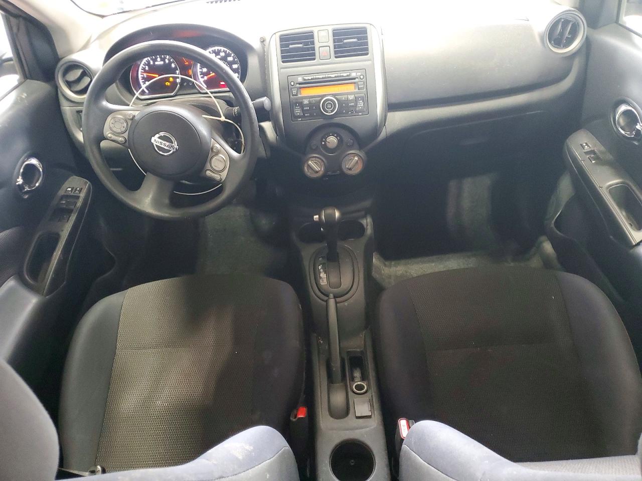 2012 Nissan Versa 1.6 S Silver vin: 3N1CN7AP0CL891856