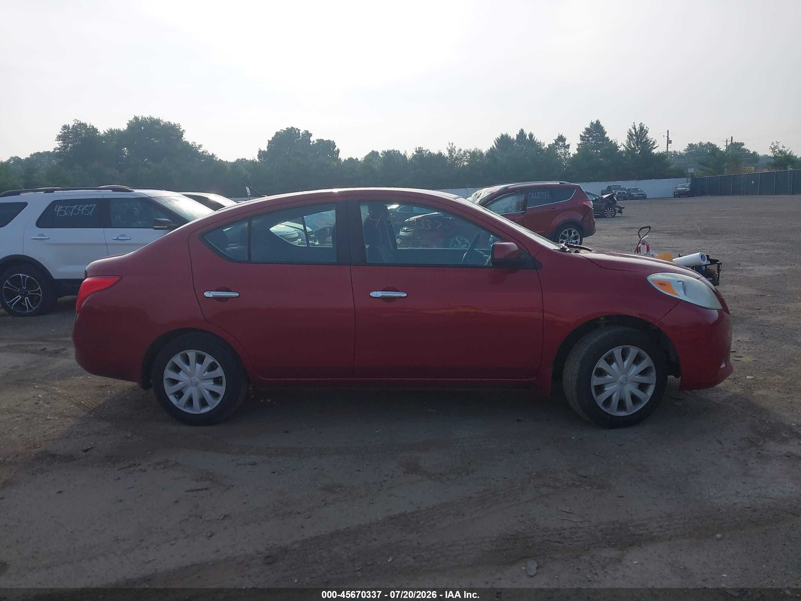 2012 Nissan Versa 1.6 Sv Red vin: 3N1CN7AP0CL900975