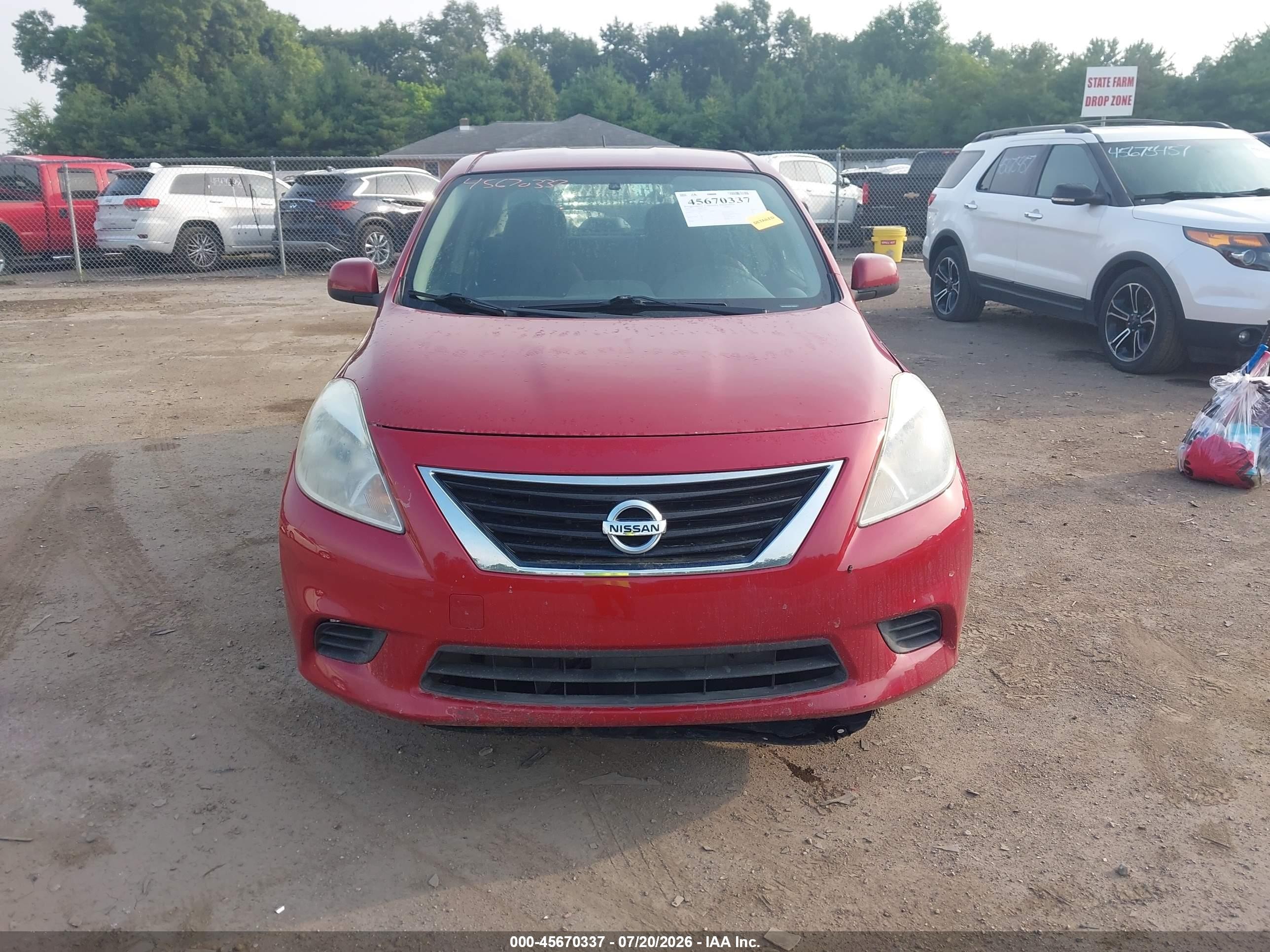 2012 Nissan Versa 1.6 Sv Red vin: 3N1CN7AP0CL900975