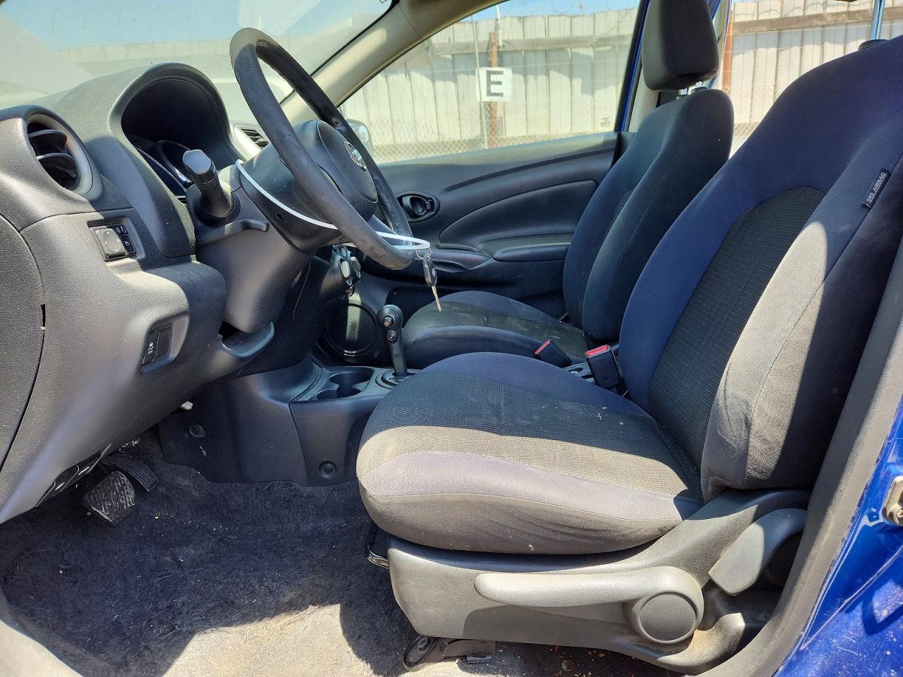 2012 Nissan Versa 1.6 S Blue vin: 3N1CN7AP0CL911619