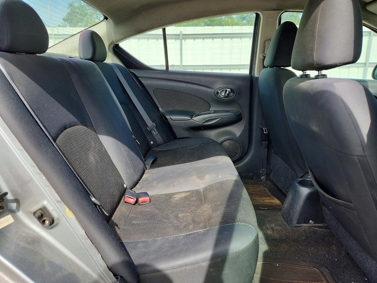 2013 Nissan Versa 1.6 S Gray vin: 3N1CN7AP0DL833473