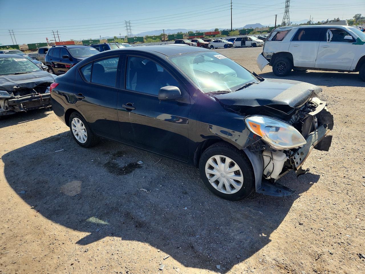 2013 Nissan Versa 1.6 S Черный vin: 3N1CN7AP0DL842447