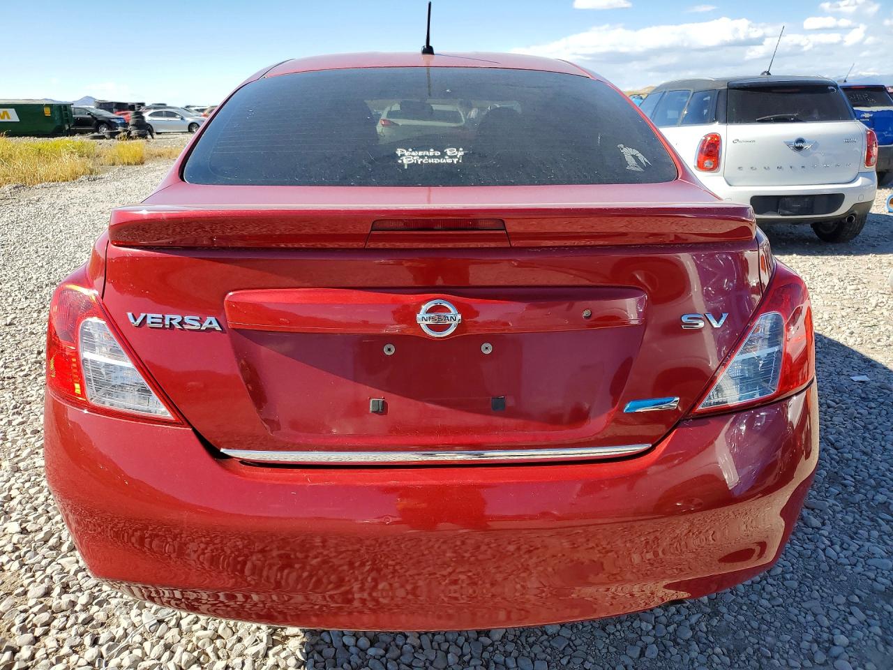 2013 Nissan Versa 1.6 S Red vin: 3N1CN7AP0DL847471