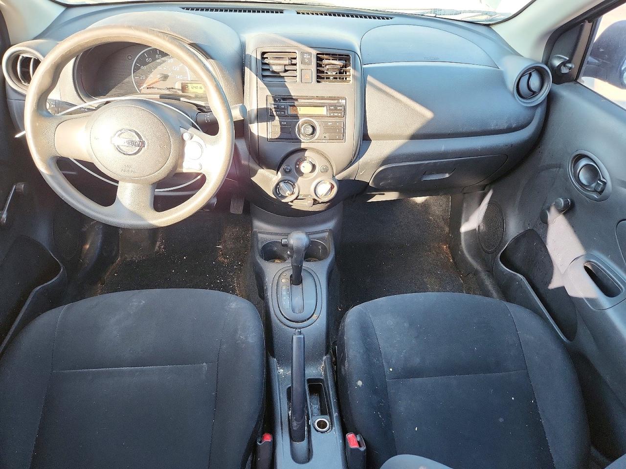 2013 Nissan Versa 1.6 S Серебряный vin: 3N1CN7AP0DL872211