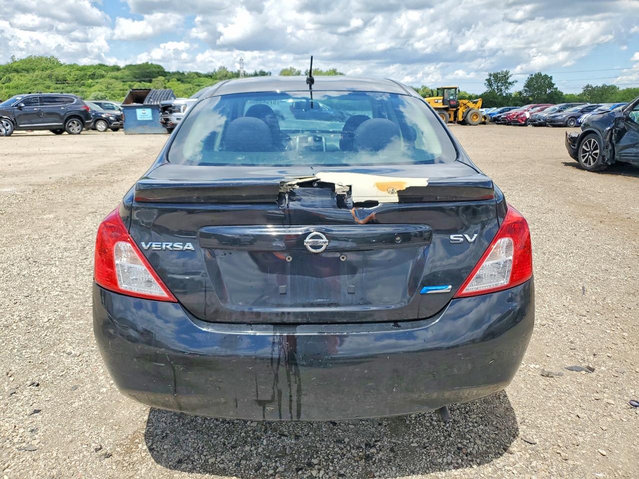 2014 Nissan Versa 1.6 Sv Black vin: 3N1CN7AP0EK465612