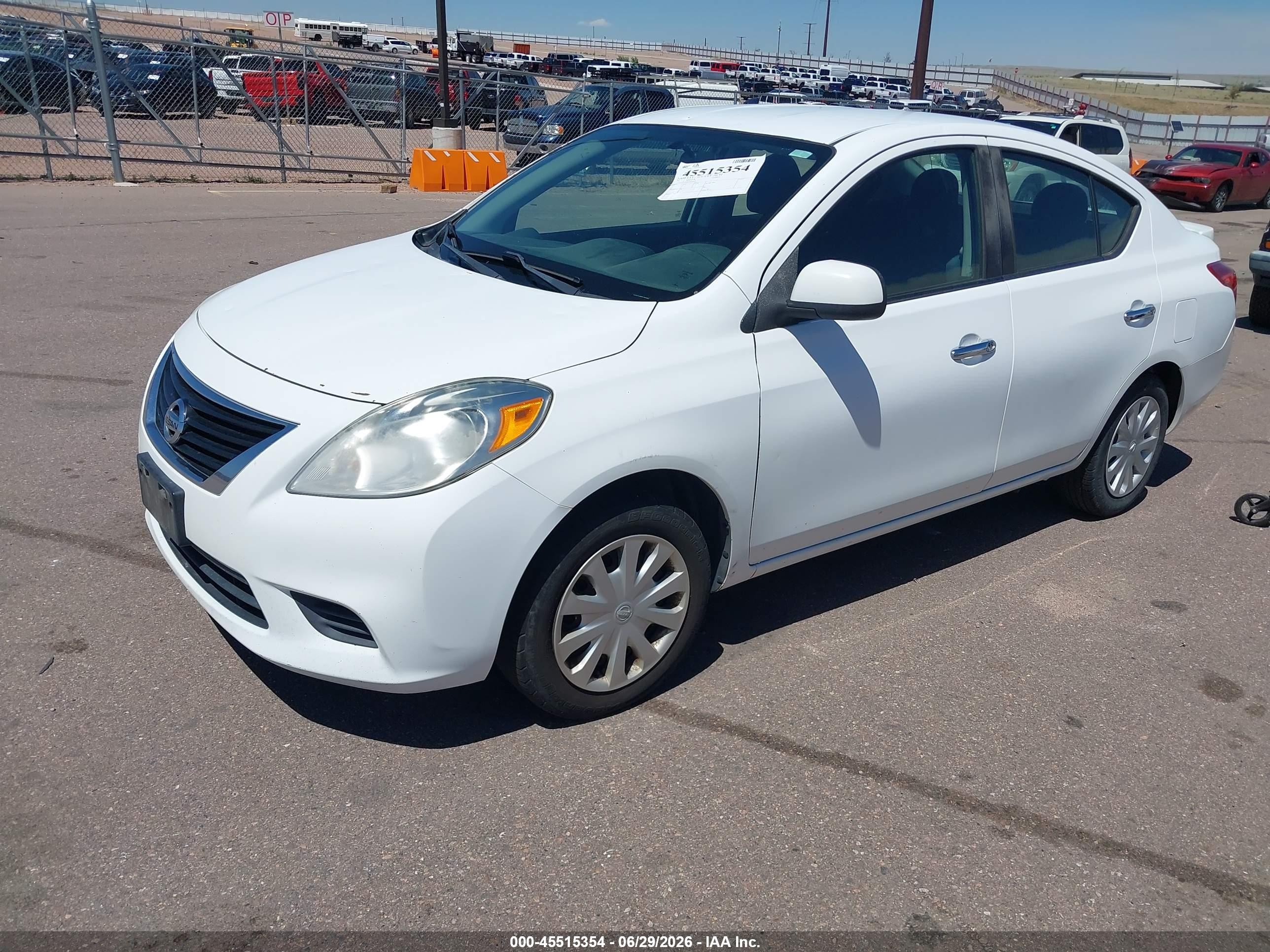 2014 Nissan Versa 1.6 Sv White vin: 3N1CN7AP0EL812494
