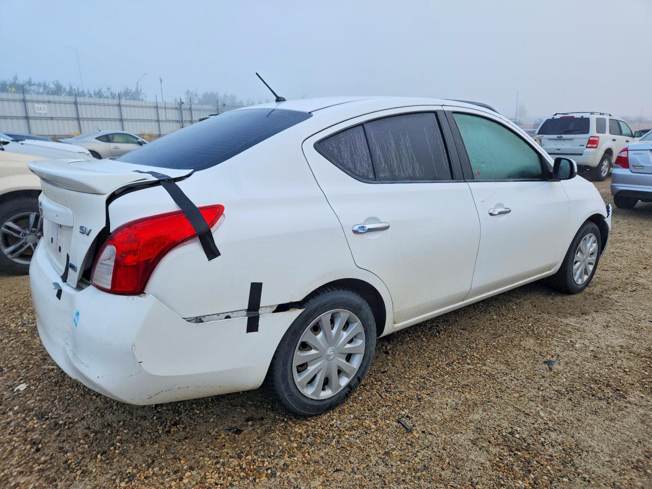 2014 Nissan Versa 1.6 S White vin: 3N1CN7AP0EL816156