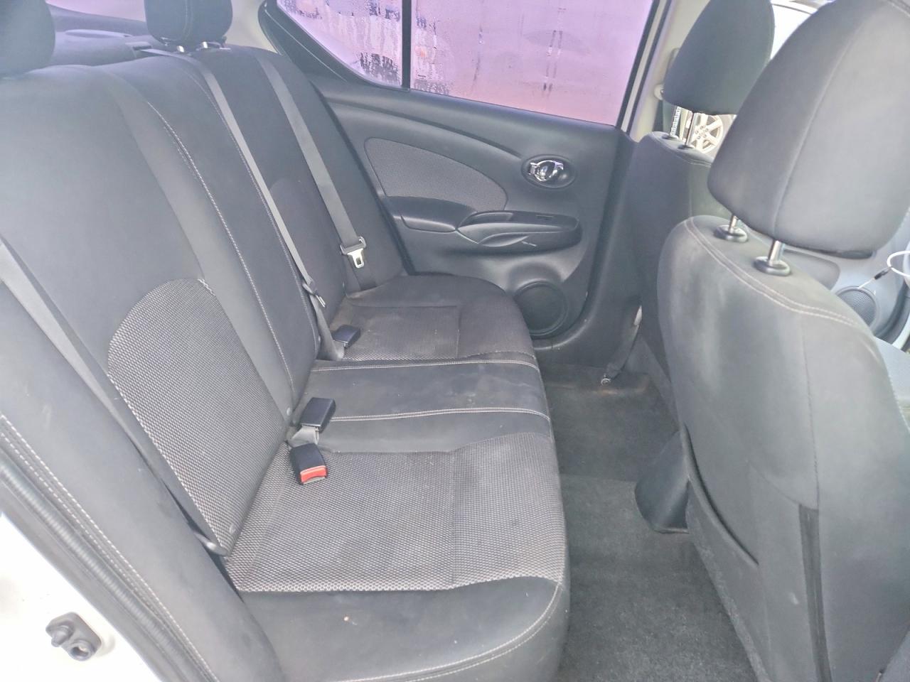 2014 Nissan Versa 1.6 S White vin: 3N1CN7AP0EL816156