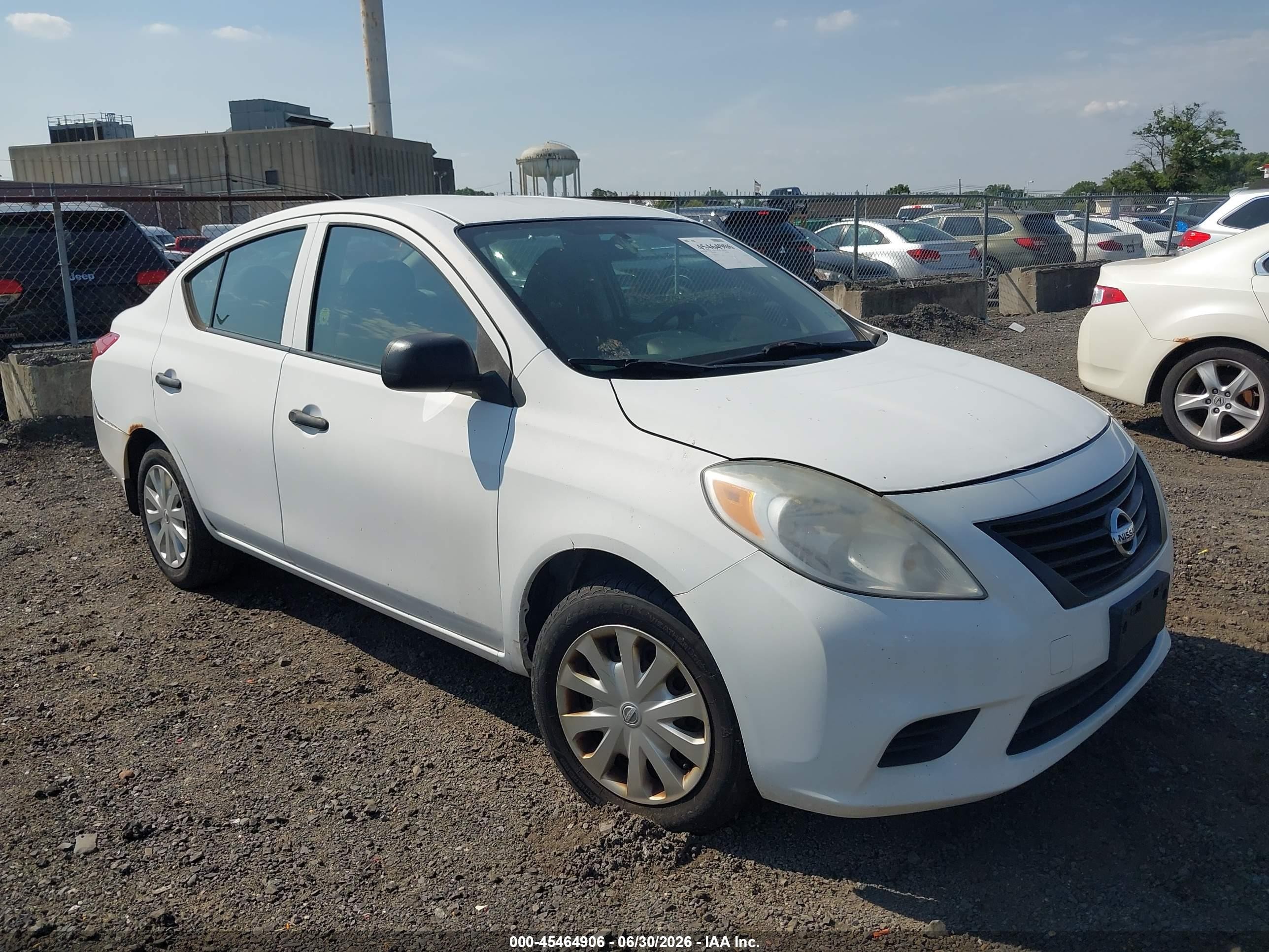 2014 Nissan Versa S White vin: 3N1CN7AP0EL835659