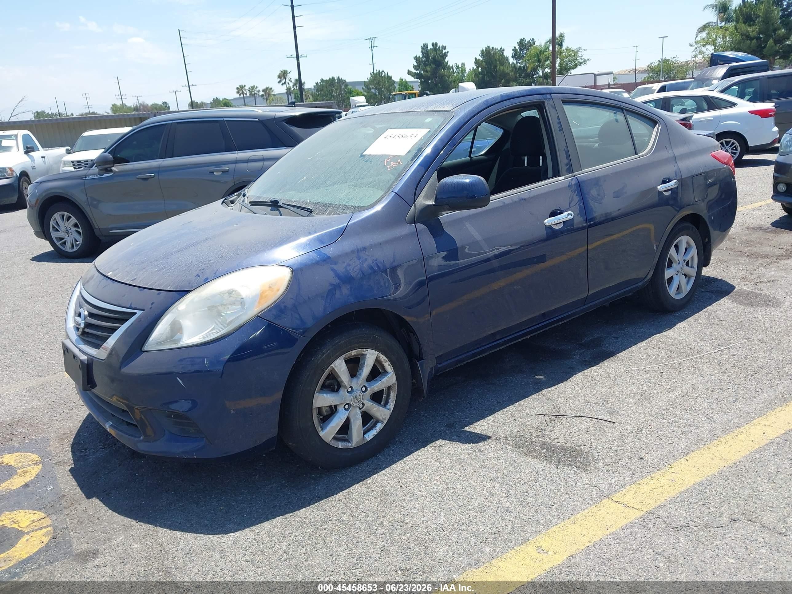 2014 Nissan Versa 1.6 Sv Синий vin: 3N1CN7AP0EL850792
