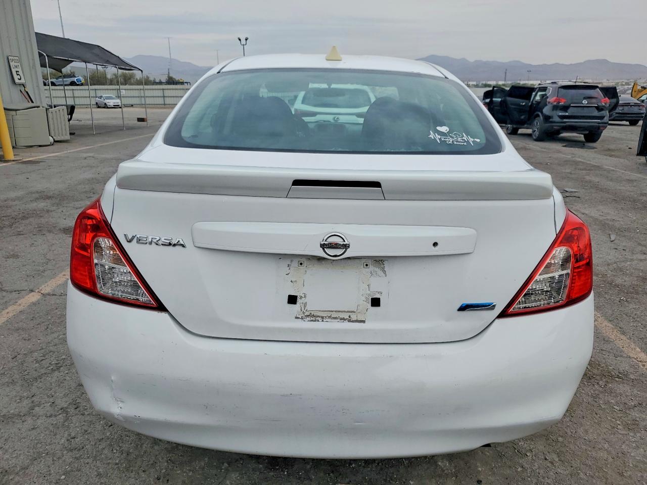 2014 Nissan Versa 1.6 S Plus White vin: 3N1CN7AP0EL855619