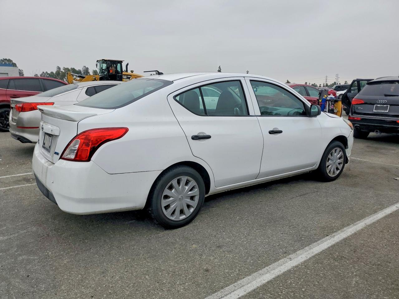 2015 Nissan Versa 1.6 S Plus Белый vin: 3N1CN7AP0FL827899