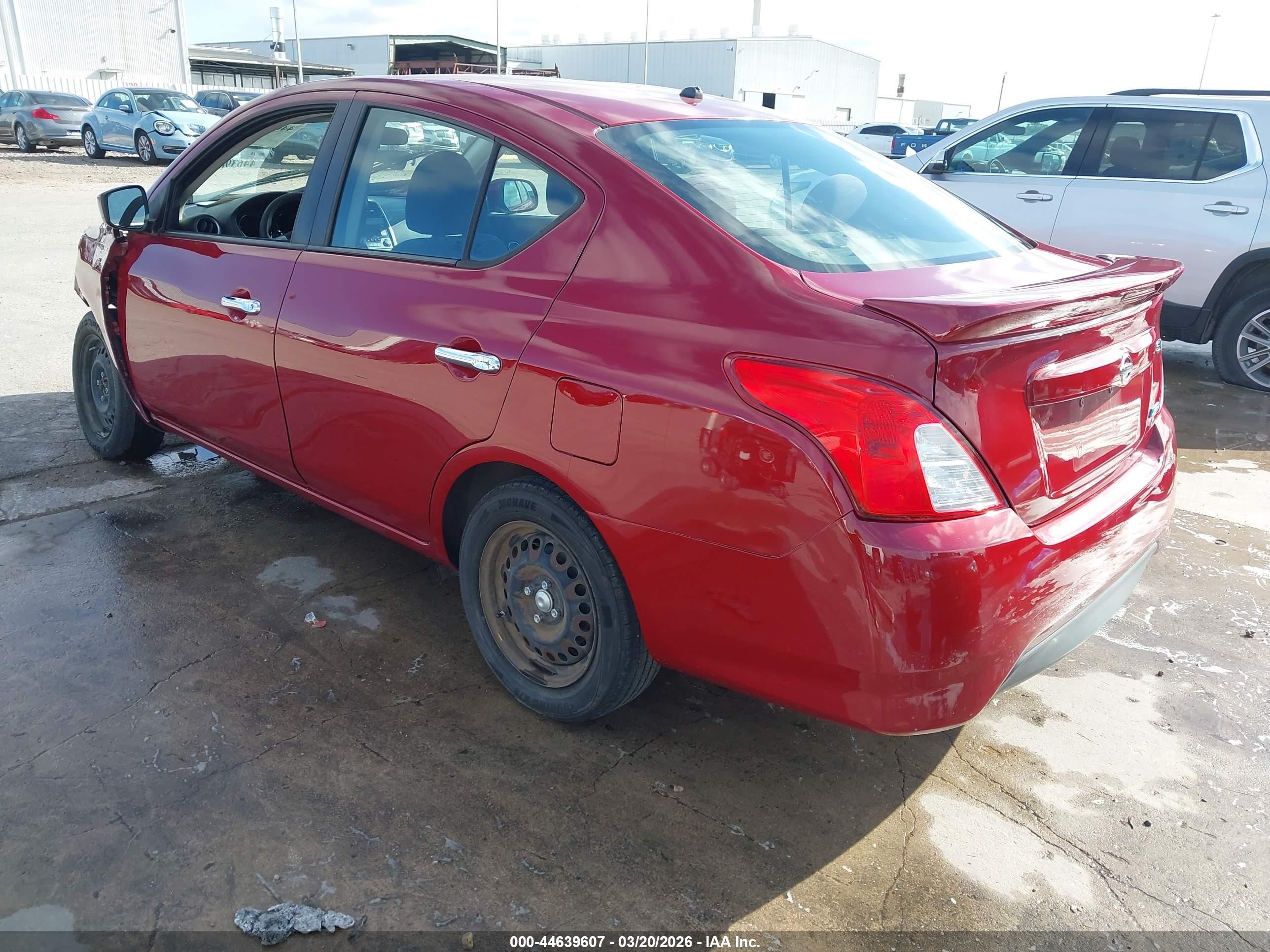 2015 Nissan Versa 1.6 S/1.6 S+/1.6 Sl/1.6 Sv Red vin: 3N1CN7AP0FL847196