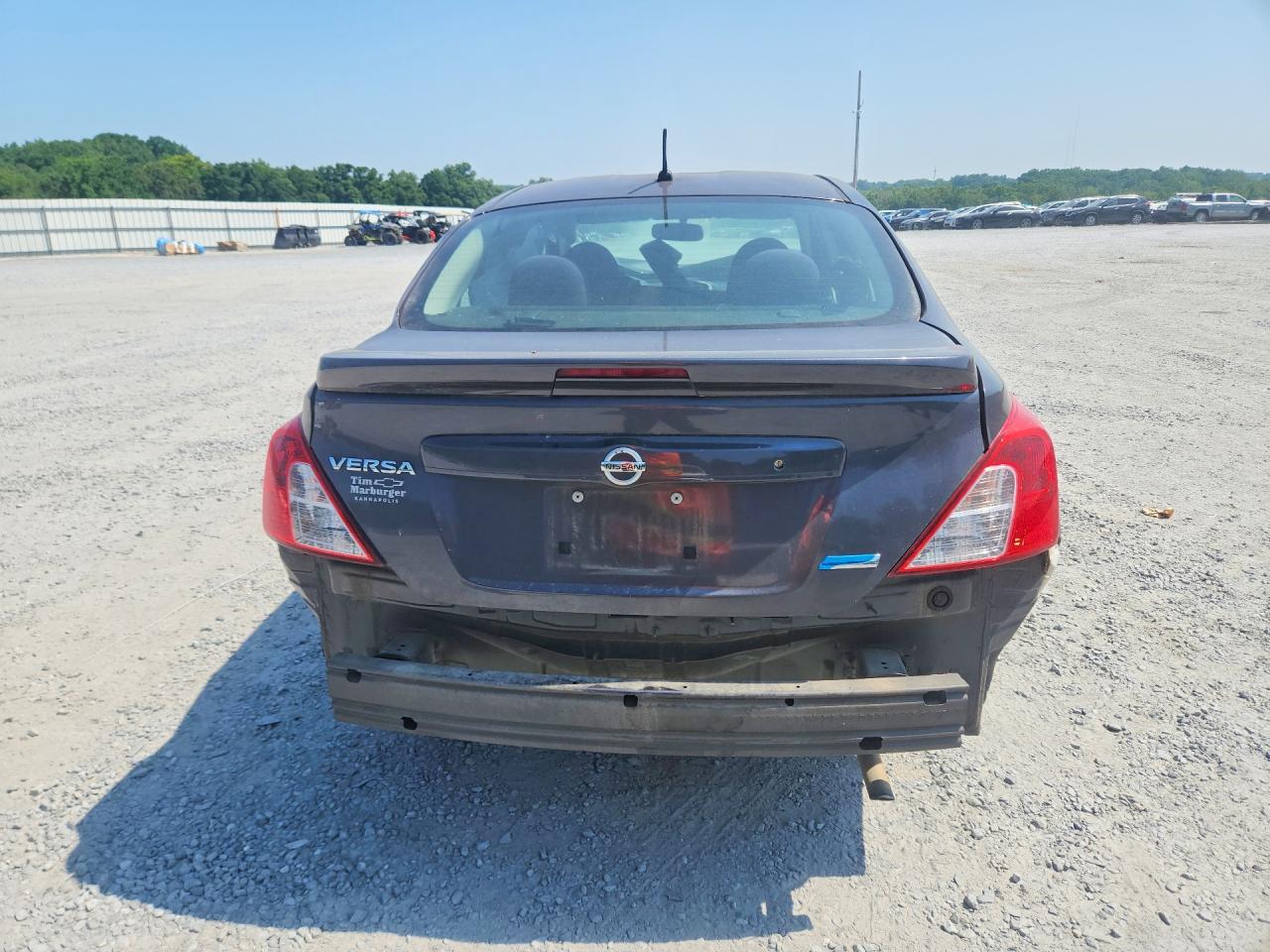2015 Nissan Versa 1.6 S Plus Серый vin: 3N1CN7AP0FL852978