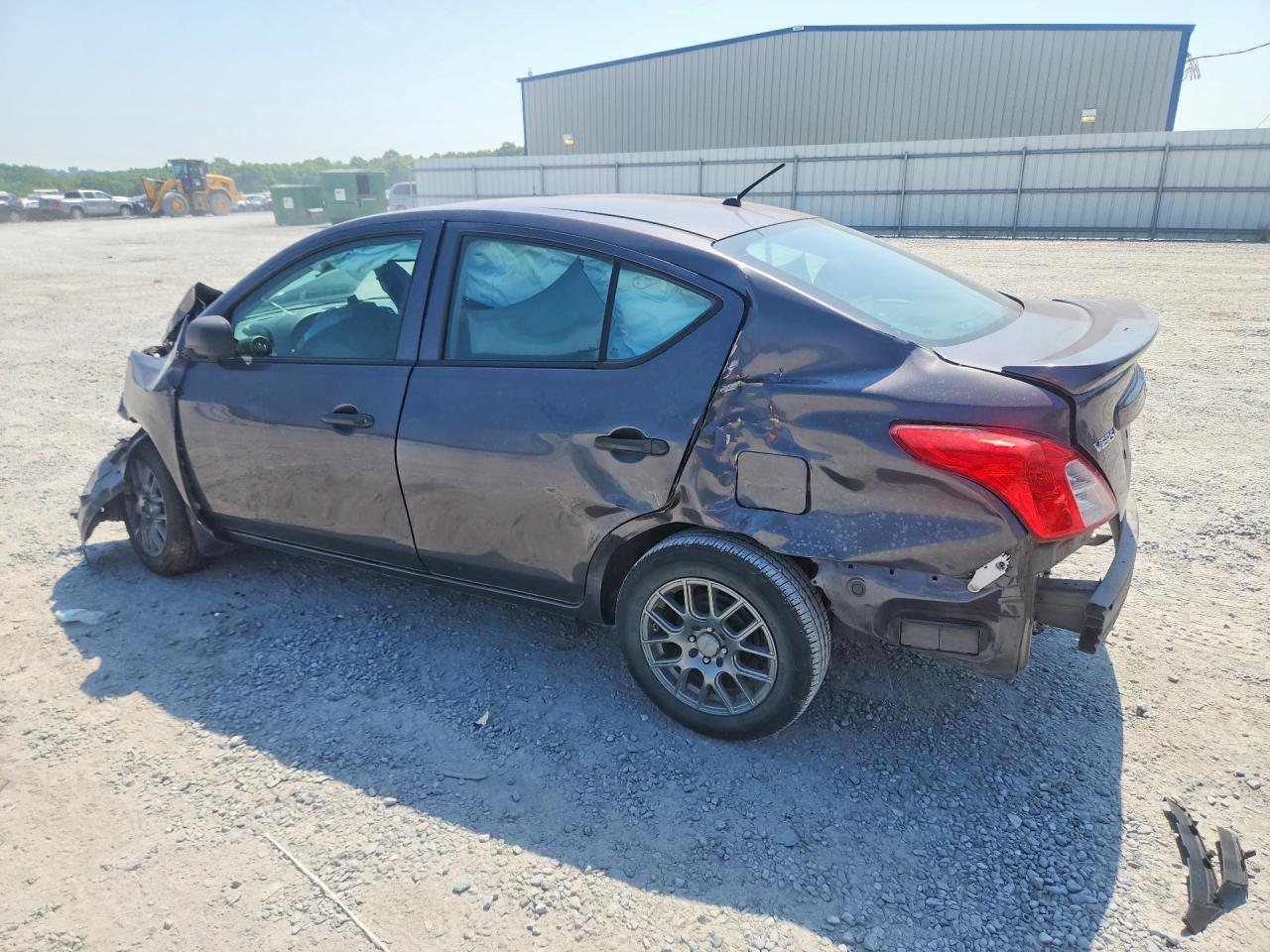 2015 Nissan Versa 1.6 S Plus Серый vin: 3N1CN7AP0FL852978