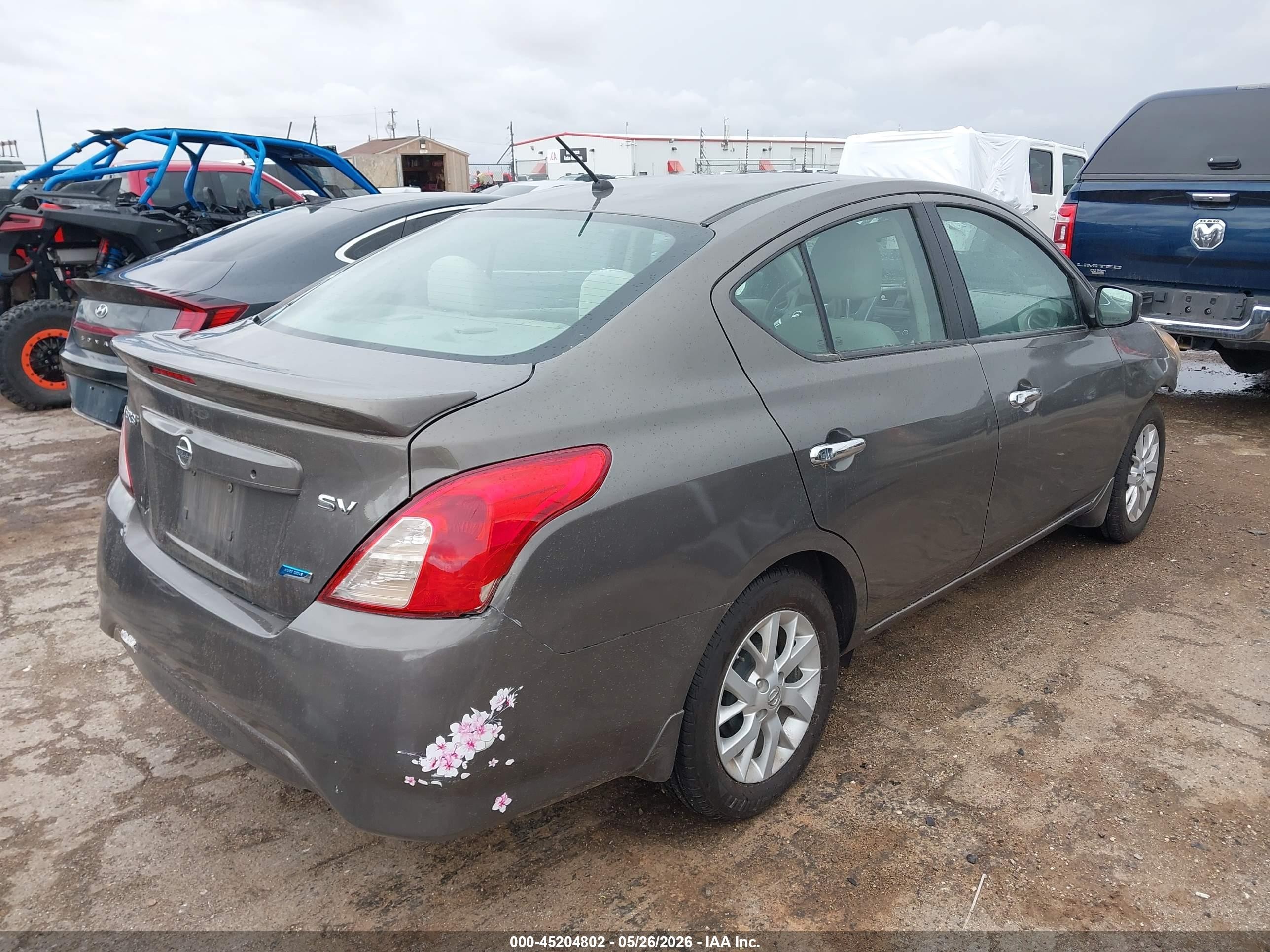 2015 Nissan Versa 1.6 Sv Brown vin: 3N1CN7AP0FL864127