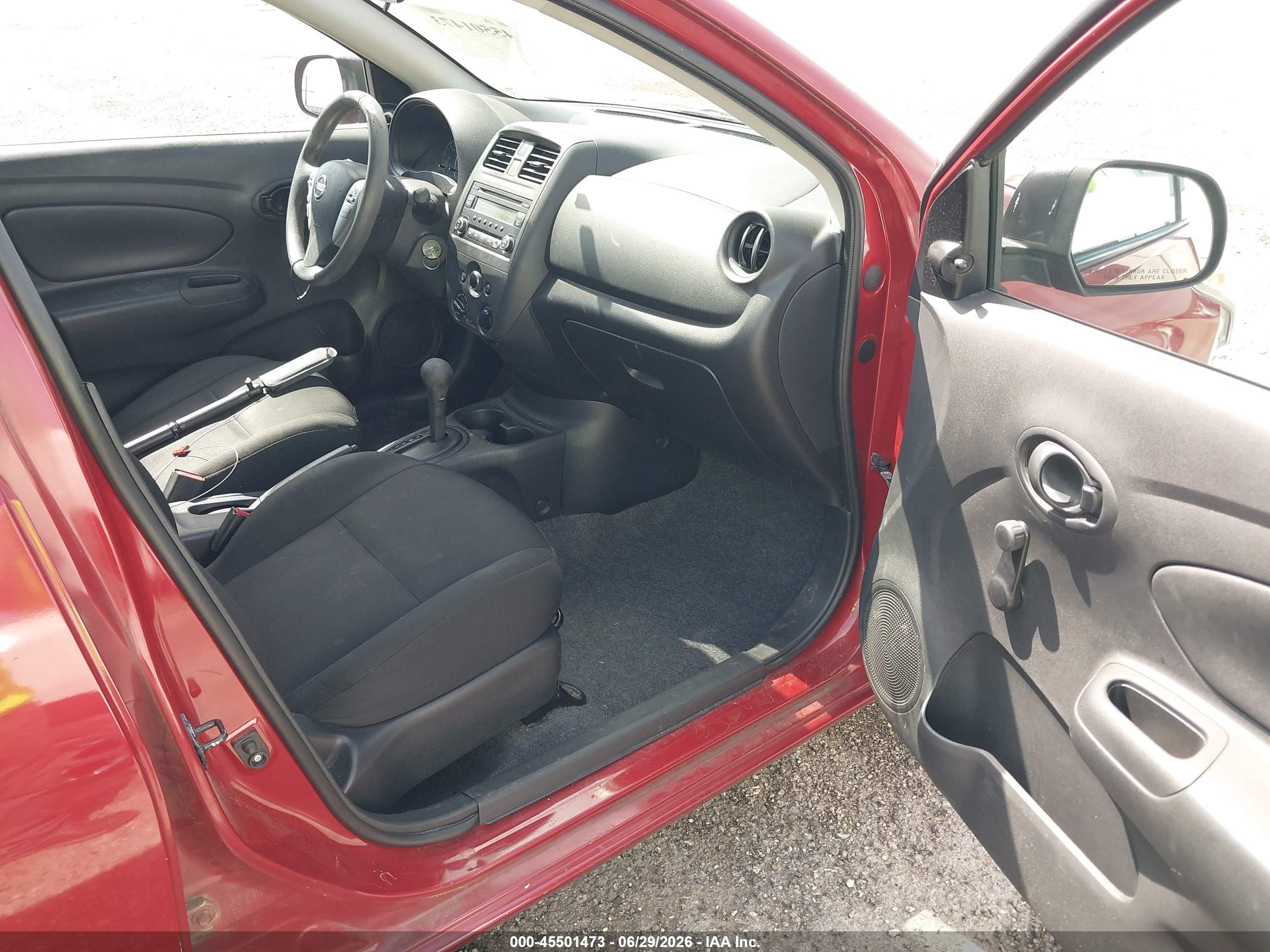 2015 Nissan Versa 1.6 S+ Red vin: 3N1CN7AP0FL868422
