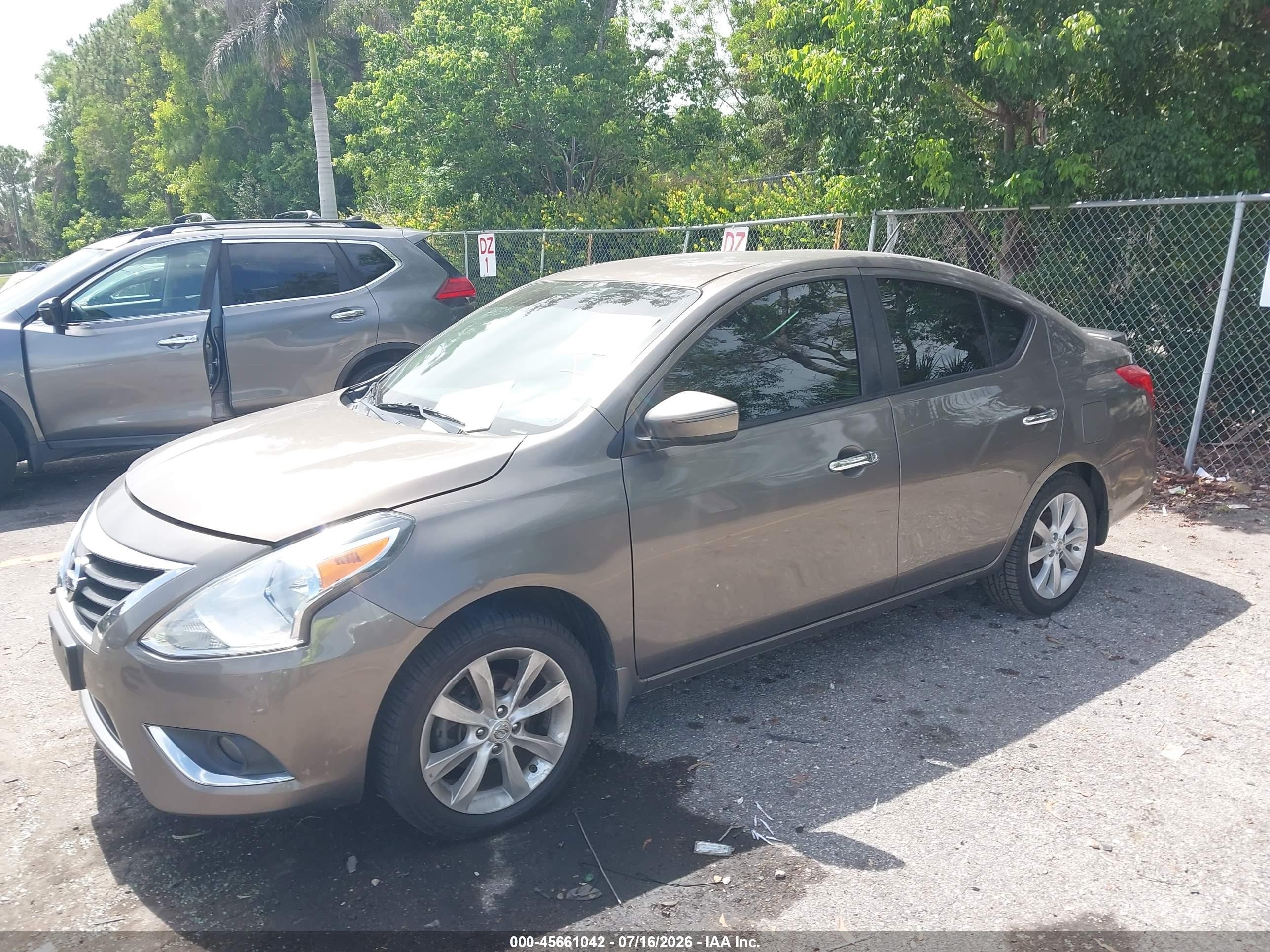 2015 Nissan Versa 1.6 Sl Gray vin: 3N1CN7AP0FL874527