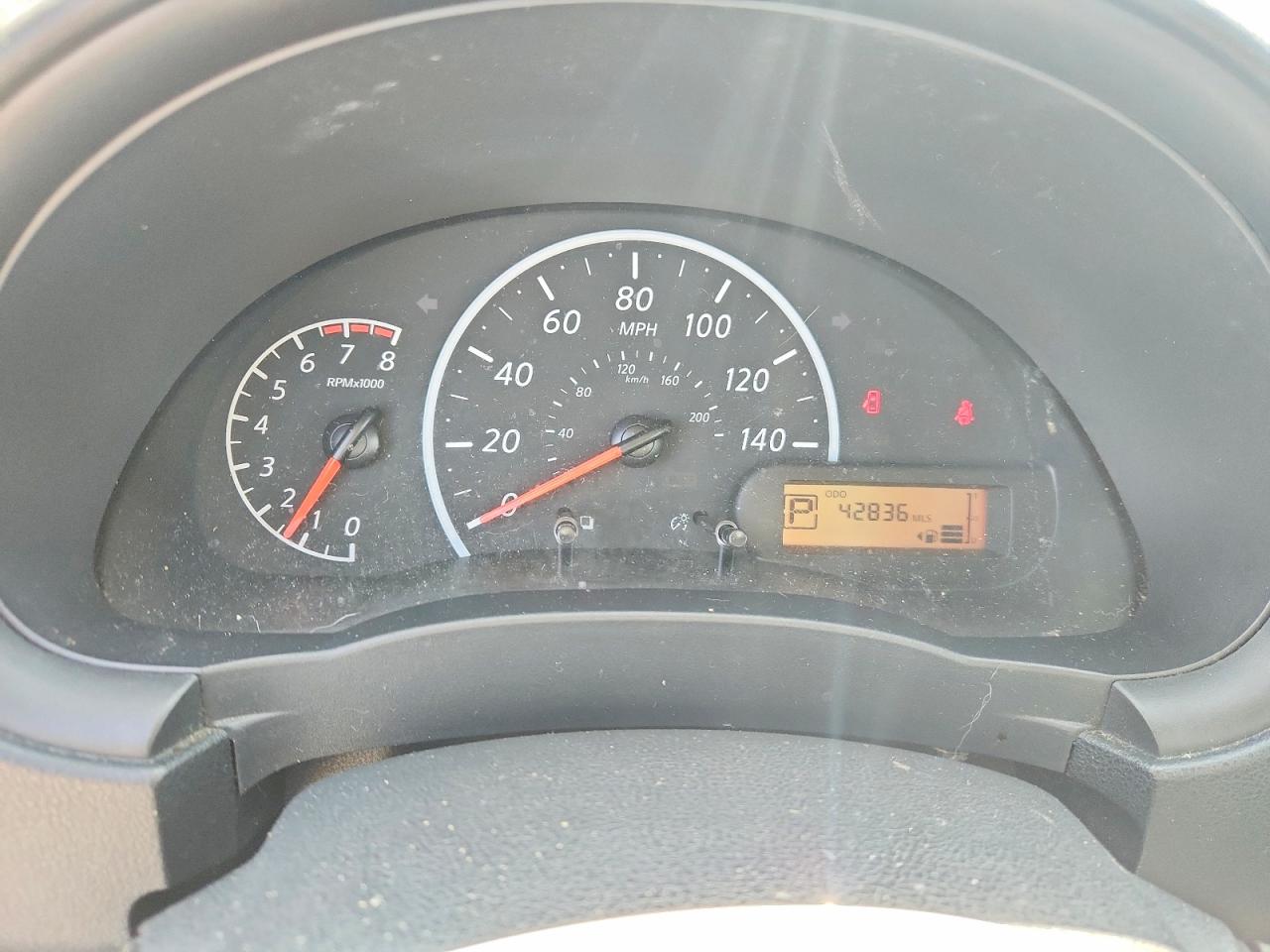 2015 Nissan Versa 1.6 S Plus Серый vin: 3N1CN7AP0FL942583